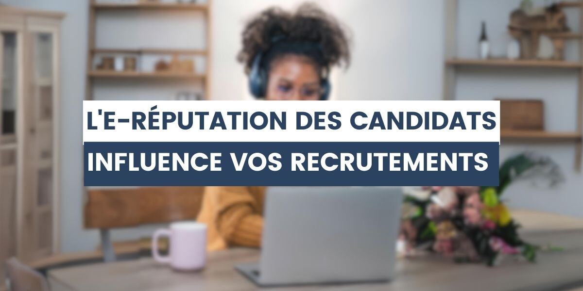 femme qui recherche l'e-réputation d'une entreprise